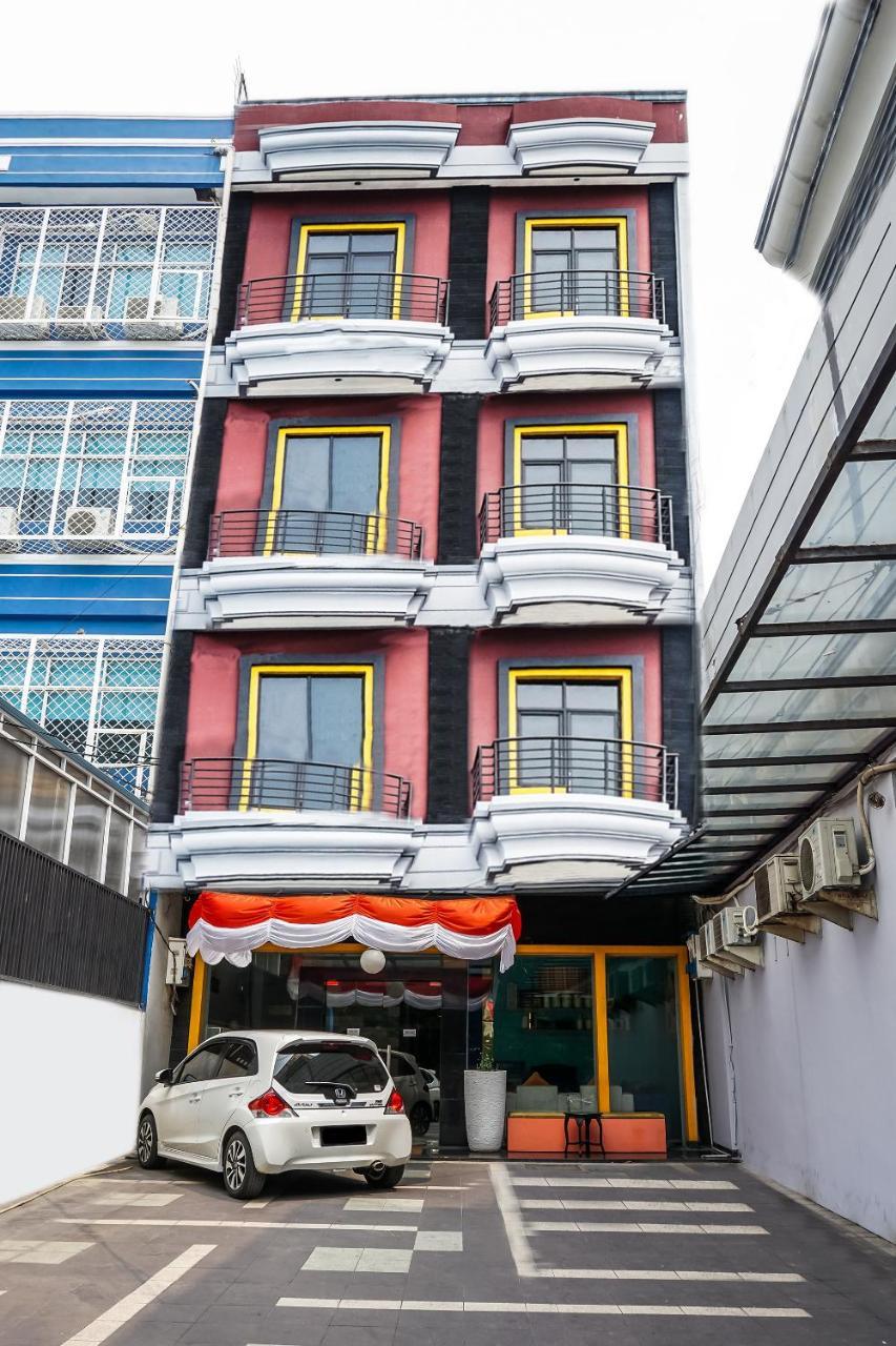 Oyo 119 Belvena Hotel Jakarta Luaran gambar