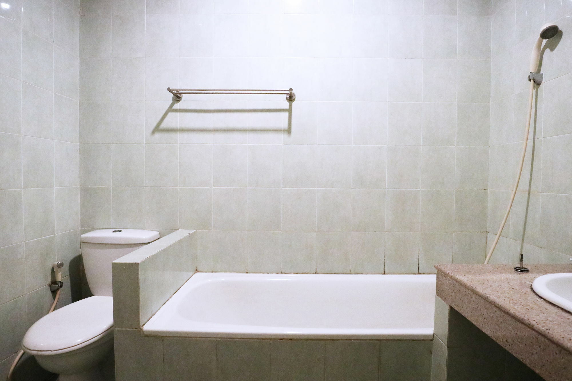 Oyo 119 Belvena Hotel Jakarta Luaran gambar