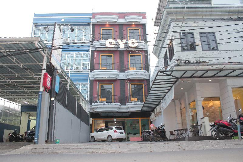 Oyo 119 Belvena Hotel Jakarta Luaran gambar